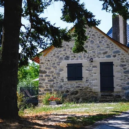 La Fournial Holiday home Lunac